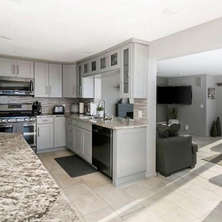 90210 Beach House Lower Unit شاطئ هيرموسا المظهر الخارجي الصورة